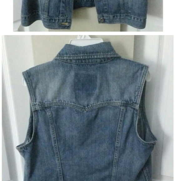 Levi’s jean vest - Picture 3 of 4